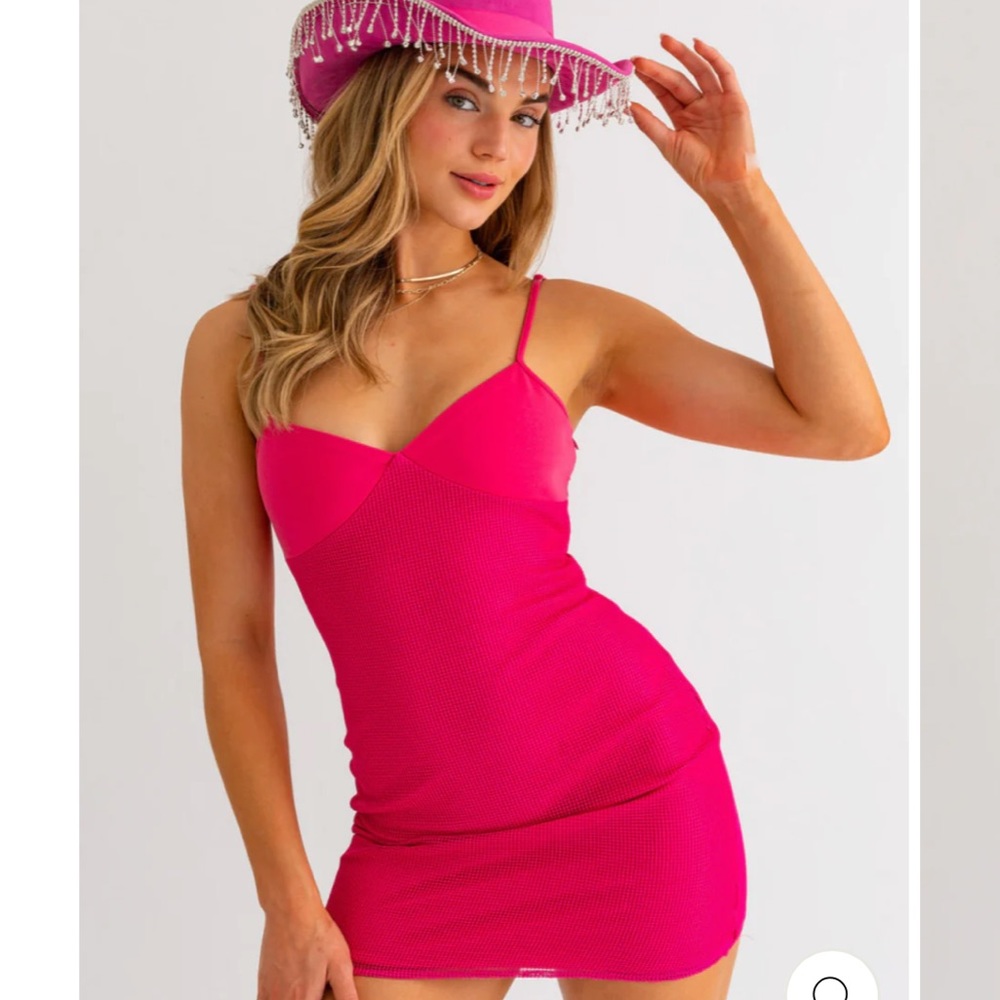 Le Lis Pink Mini Dress